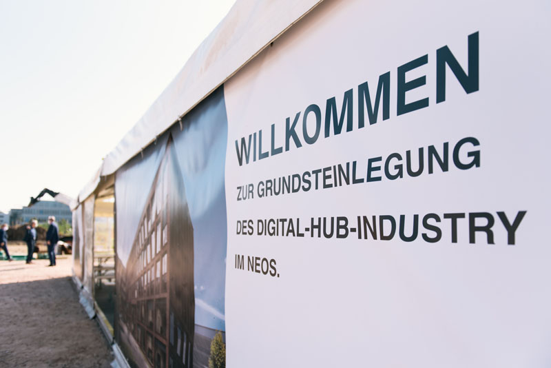 Willkommen zur Grundsteinlegung des Digital Hub Industry