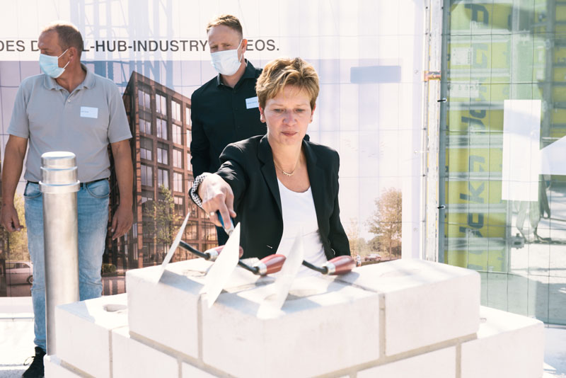 Dr. Claudia Schilling, Senator for Science and Ports, at the laying of the foundation stone